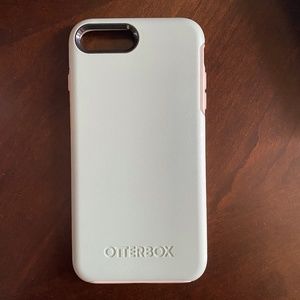 Otterbox iPhone 8 Plus case